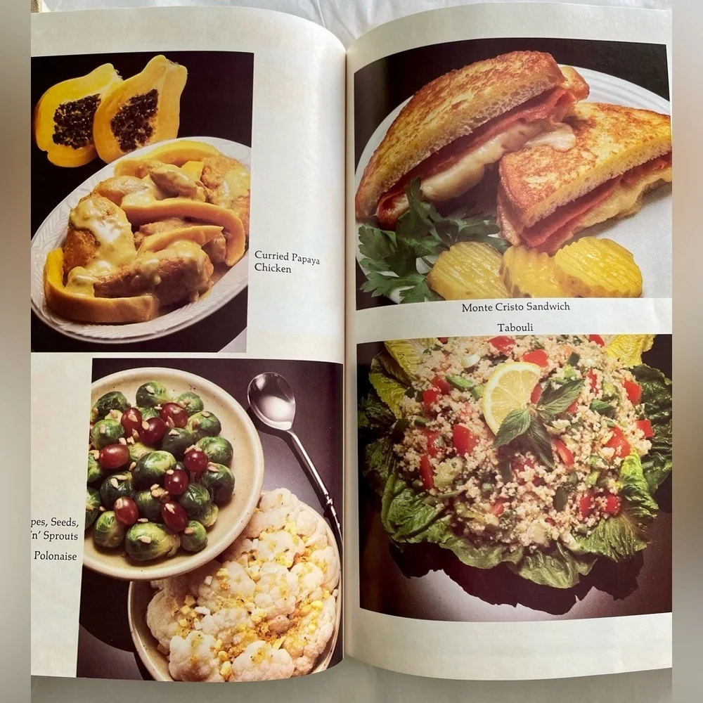 2 Weight Watchers 365 Days Cookbooks Menu Fast & Fabulous Set Vintage 1980’s